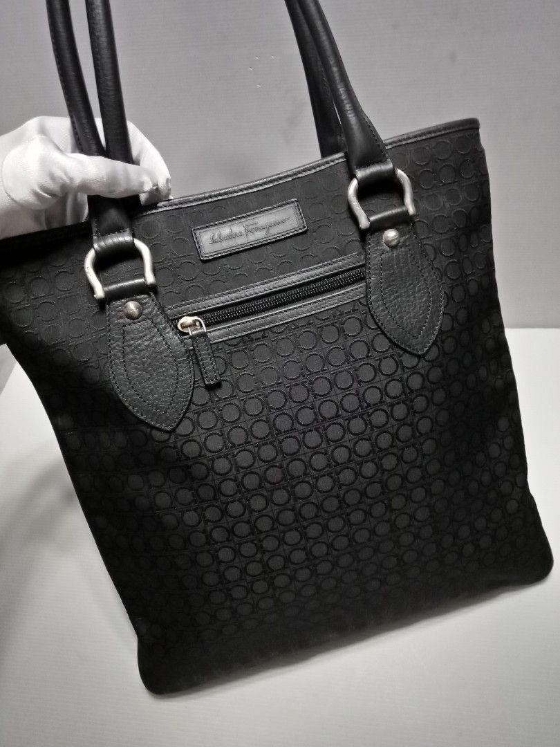 Ferragamo work bag 2025