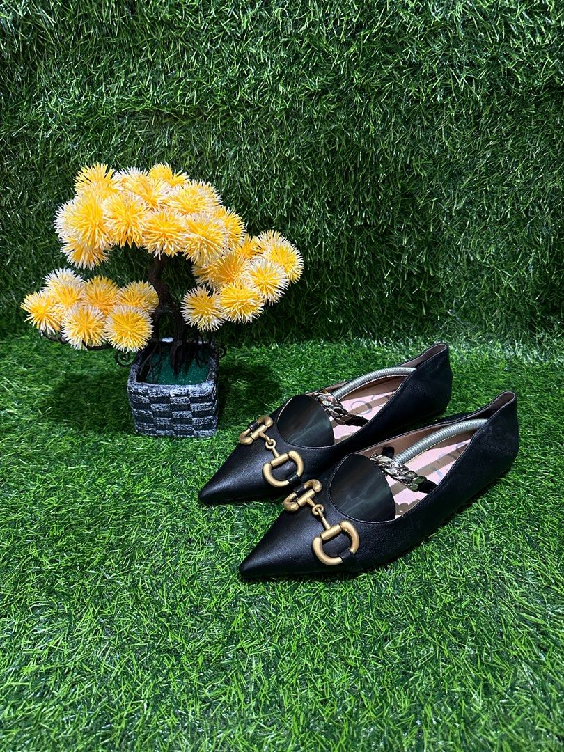 gucci flat Women s Fashion Footwear Flats Sandals on Carousell