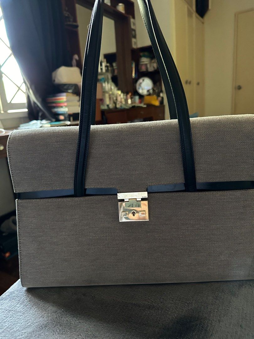 Gucci grey leather bag sale