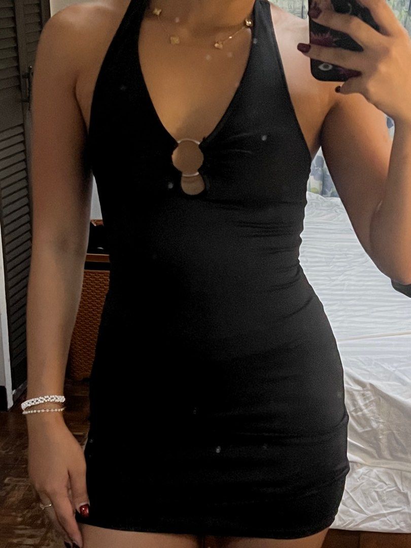 H&M Bodycon Dresses Take all (Category: Dresses) located in Paranaque City. Submitted by flamespicks (Listing ID 1336544717, Image 3). Description: ‼️Take all dresses for only 1,100‼️ ‼️Individual dress for 400‼️ send me a message if u want to take all or just buy one ☺️ Brand: H&M Size: XS- Brown Dress and Black Halter dress S - Black Beaded Dress Condition: Lightly Used Fabric: Satin/Cotton/Polyester Rfs: Retired baddie na HAHAHA Model's Measur