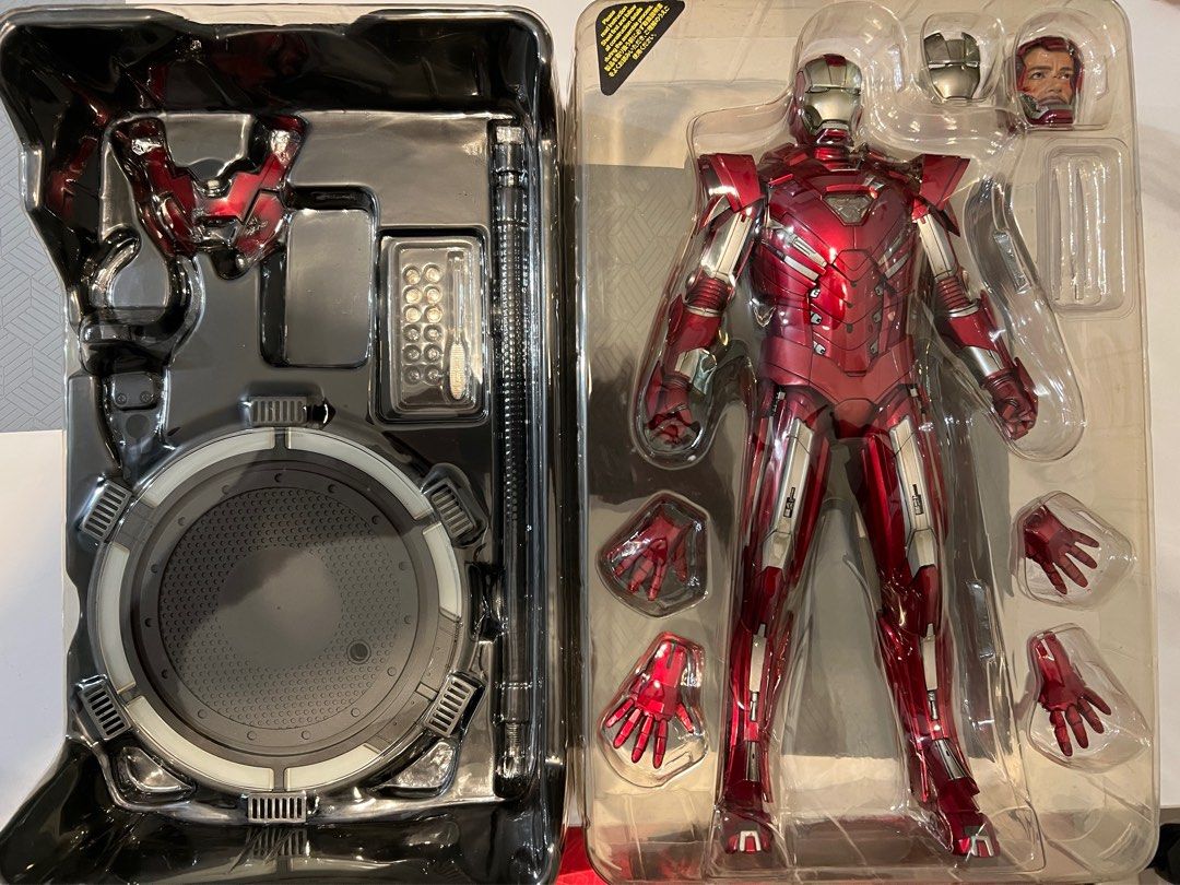 Hot toys mms213 mark 33 (SILVER CENTURION), Hobbies Toys, Toys