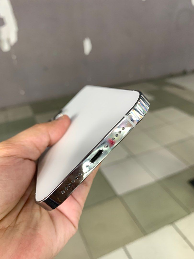 iPhone 13 Pro max (256gb) Replaced LCD (Category: iPhone 13 Series) located in Manila. Submitted by arzillah (Listing ID 1336621155, Image 3). Description: iPhone 13 Pro max (Replaced LCD) 256gb 85% bh Factory unlock Slightly use Honest issue: Replace LCD All working Open for COD/COP + SF Manila area (sameday delivery) Province area (via LBC) required DP to avoid cancellations Physical store: Greenhills Shopping Center, 2ndfloor Contact#: 0948221