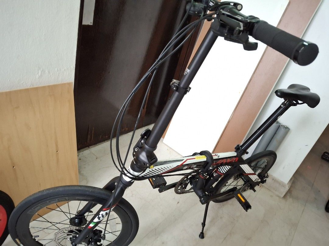 Java Fit (Category: Bicycles) located in Singapore. Submitted by javajive (Listing ID 1336559188, Image 2). Description: 18" stealth wheels. 18 speeds..