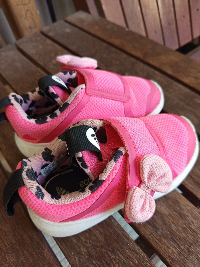 Kasut adidas kids hotsell