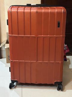(Kategori: ) berada di . Dikirim oleh good.goodstuff (ID iklan 1336642927, Gambar 1). Deskripsi: .