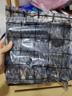 （分類：）位於 。 由 b_hongkong 提交（商品編號 1336597839，圖片 1）。簡介： 。