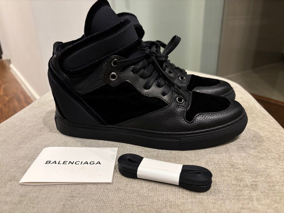 Rush Sale NEW Authentic BALENCIAGA Black Genuine Leather Shoes Trainers with Extra Shoelaces Card and Box Luxury Sneakers Footwear on Carousell