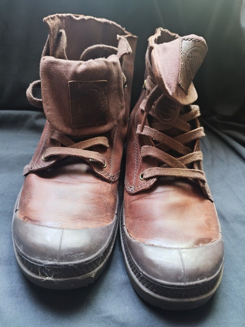 Maroon palladium boots discount