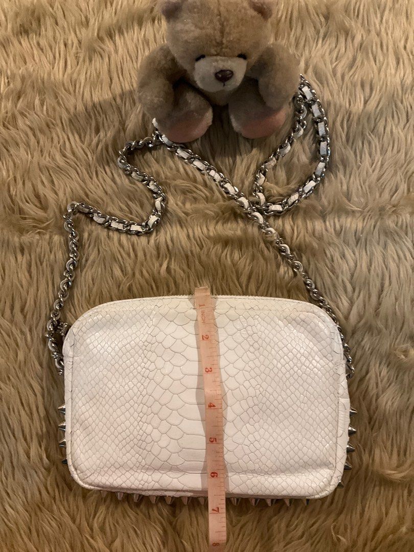 Rebecca Minkoff…White Reptile Embossed Crossbody (Category: Cross-body Bags) located in Quezon City. Submitted by collsan (Listing ID 1336585455, Image 3). Description: .