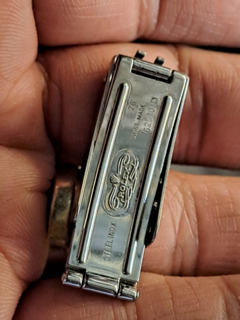 Rolex vintage (Category: Luxury Watches) located in Quezon City. Submitted by mastervintage (Listing ID 1336576102, Image 2). Description: rolex vintage bracelet buckle ref. 62510D for ladies model.