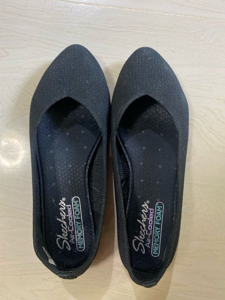 skechers air cooled memory foam sandals