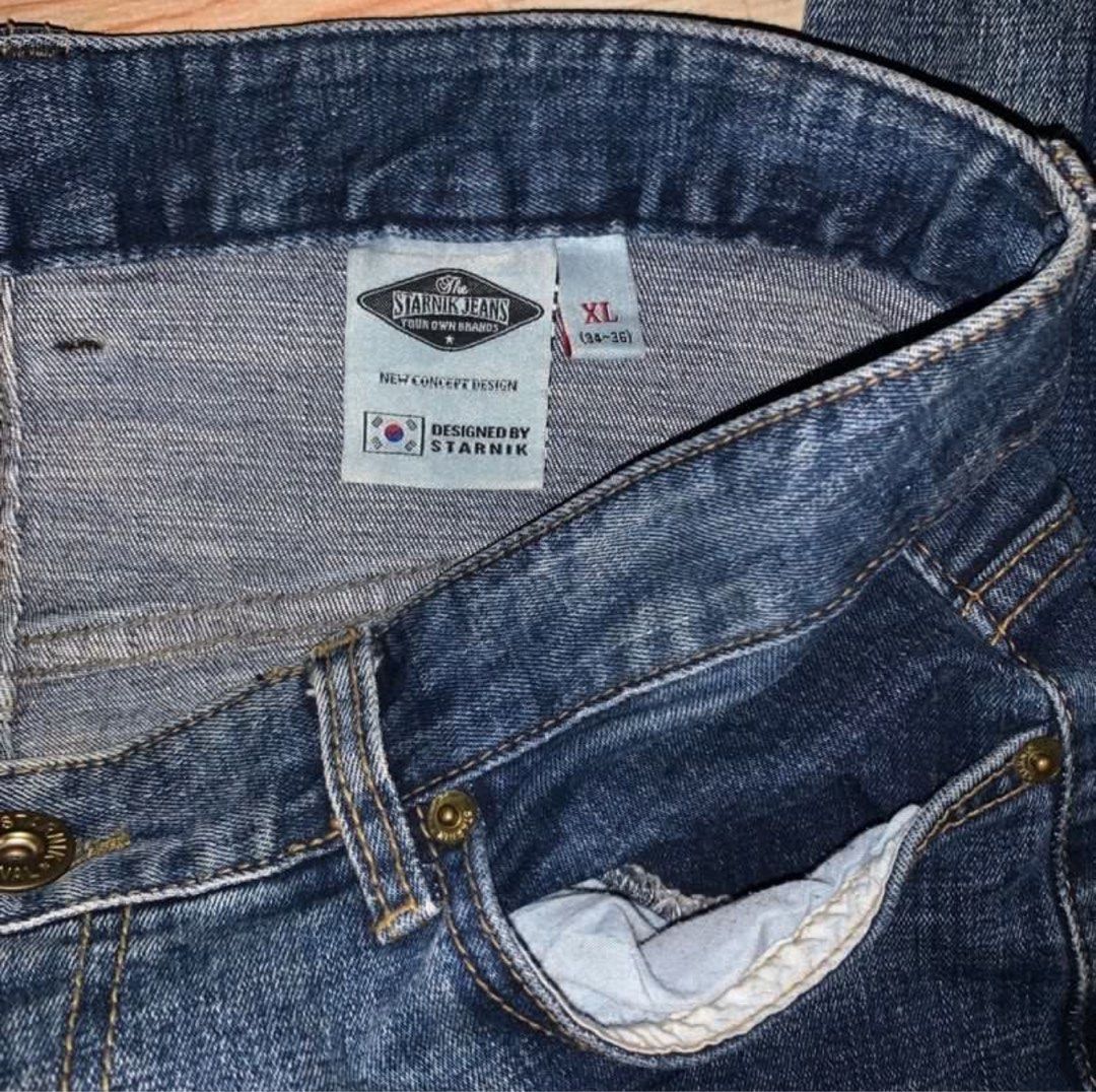 Slim Tapered Jeans (Category: Jeans) located in Navotas City. Submitted by papi404 (Listing ID 1336587441, Image 3). Description: Color Rate: 10/10.
