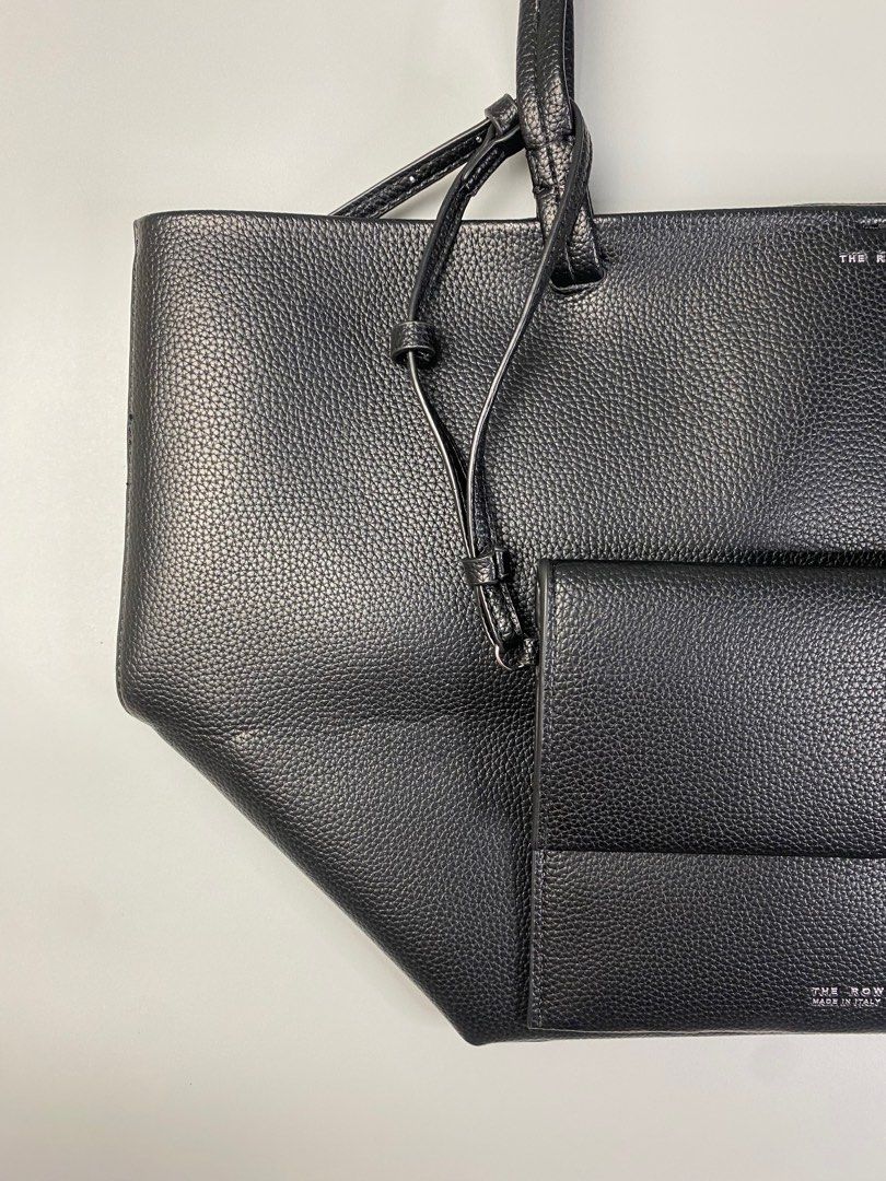 The row hand bag (Category: Tote Bags) located in Manila. Submitted by dough_lux (Listing ID 1336625699, Image 2). Description: .