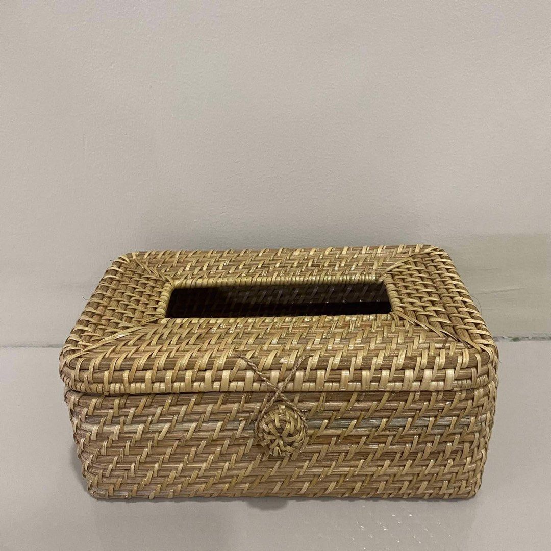 Tissue Holder (Category: Storage Boxes & Baskets) located in Pasig City. Submitted by icraft_handicraft (Listing ID 1336594019, Image 1). Description: 📍 Visit Us: Address: #31 Lot 7 Block 9 F. Legaspi St., Maybunga, Pasig City Waze Pin: 31 Francisco Legaspi, Pasig Contact Persons: Aya or Chris ☎️ (02) 7121 0756 📞 (0915) 931 4110 🕒 Store Hours: Monday to Saturday 10:00 AM - 7:00 PM 🔗 Follow Us: Facebook: Manila Planters Instagram: Icraft Handi