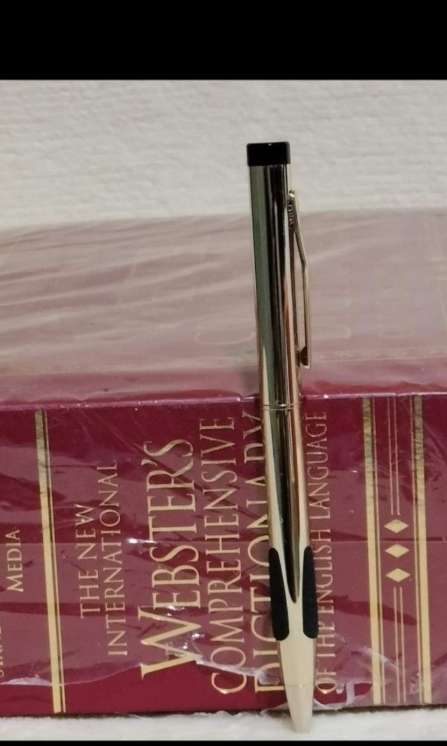 Webster Comprehensive Dictionary of English Language (Category: Textbooks) located in La Trinidad. Submitted by cherishedtreasures (Listing ID 1336672878, Image 3). Description: Deluxe Encyclopedic Edition.