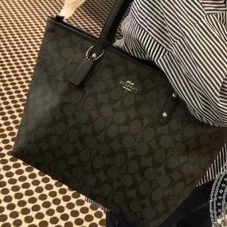 (Category: ) located in . Submitted by luxurious.mall (Listing ID 1336571574, Image 1). Description: .