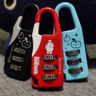 由 a.w.__shop (刊登 ID 1336790539，圖片 1) 提交，位於 的 (類別：)，說明：。