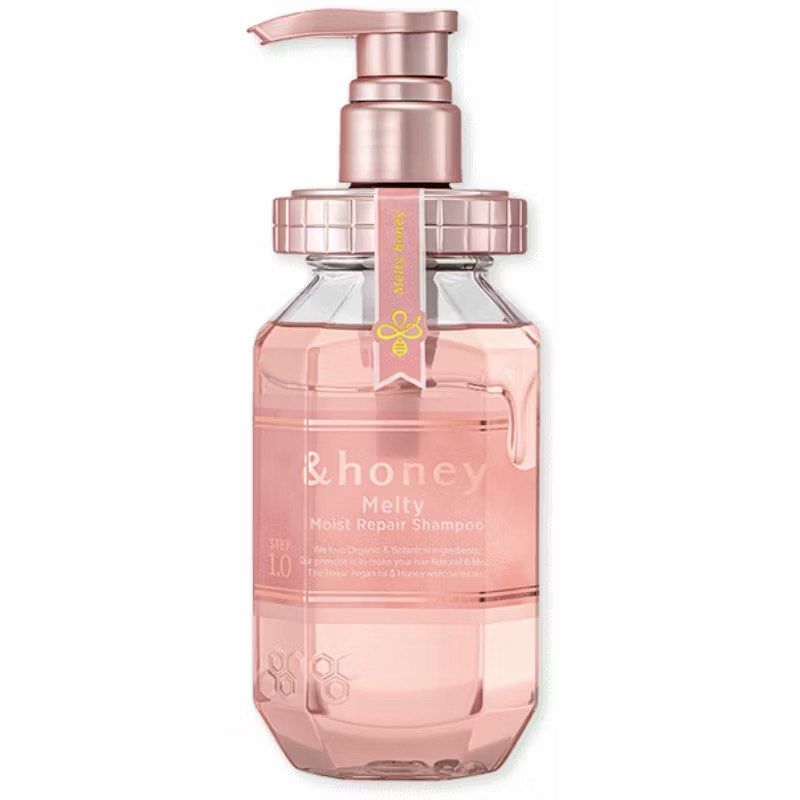 & Honey, Deep Moist, Melty Moist, Shampoo 440ml (Category: Hair) located in Manila. Submitted by brandeditems4less (Listing ID 1336738190, Image 2). Description: A deep hydrating, moisture-sustaining shampoo with a luxurious blend of honey! Usually used together, the Deep Moist series is intended to be ideal for those with rough, unmanageable hair. &honey’s Deep Moist series is a deeply hydrating, moisture-sustaining &Honey Silky Moist Treatment 
