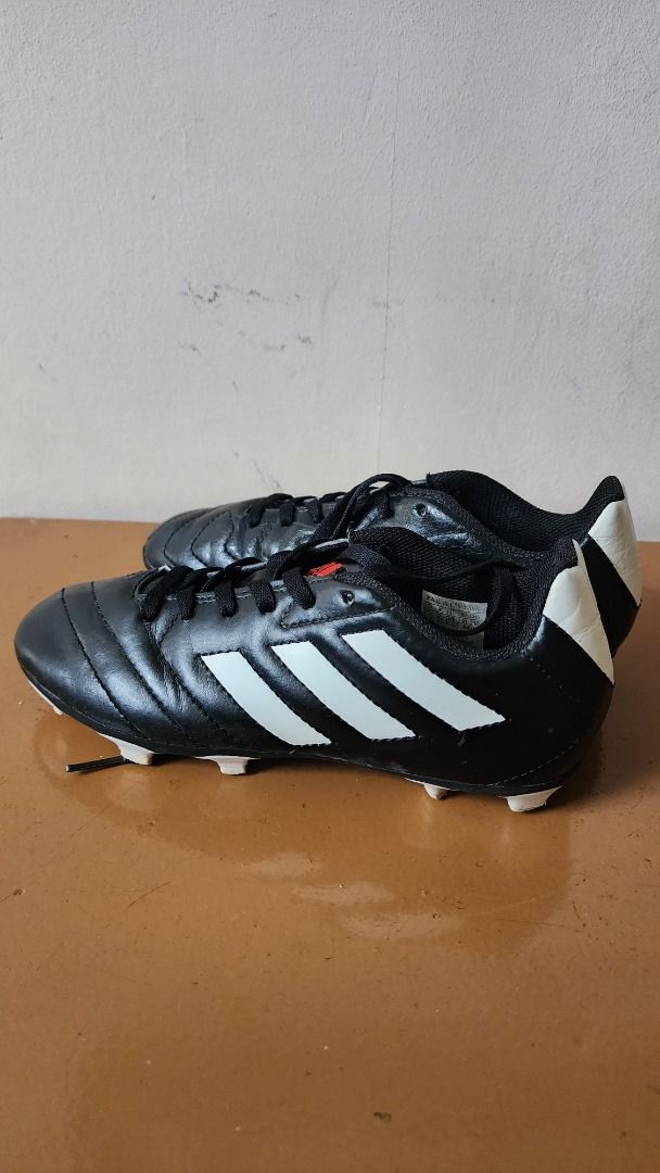 Kids adidas football cleats top
