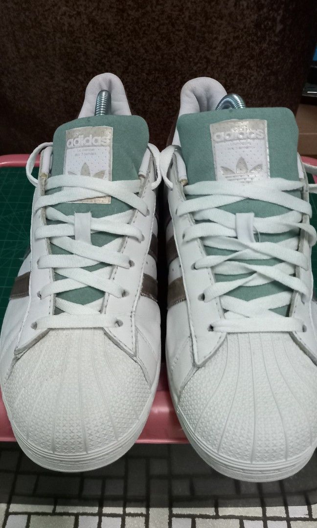 ADIDAS SUPERSTAR.GOLD WHITE 9UK 9.5 US Men s Fashion Footwear Sneakers on Carousell