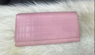 (Category: ) located in . Submitted by chloe_luxuries (Listing ID 1336828351, Image 1). Description: .