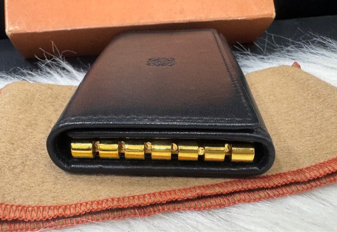 Authentic Loewe (Category: Luxury Bags & Wallets) located in Manila. Submitted by chloe_luxuries (Listing ID 1336833457, Image 3). Description: Guaranteed original Loewe key holder Still in excellent condition Comes with dustbag and box Pm for more details.