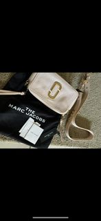 (Category: ) located in . Submitted by 2003preloved (Listing ID 1336712256, Image 1). Description: .
