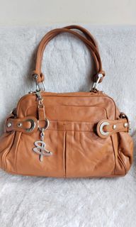 (Kategori: ) berada di . Dikirim oleh yantiitsmegarage (ID iklan 1336824627, Gambar 1). Deskripsi: .