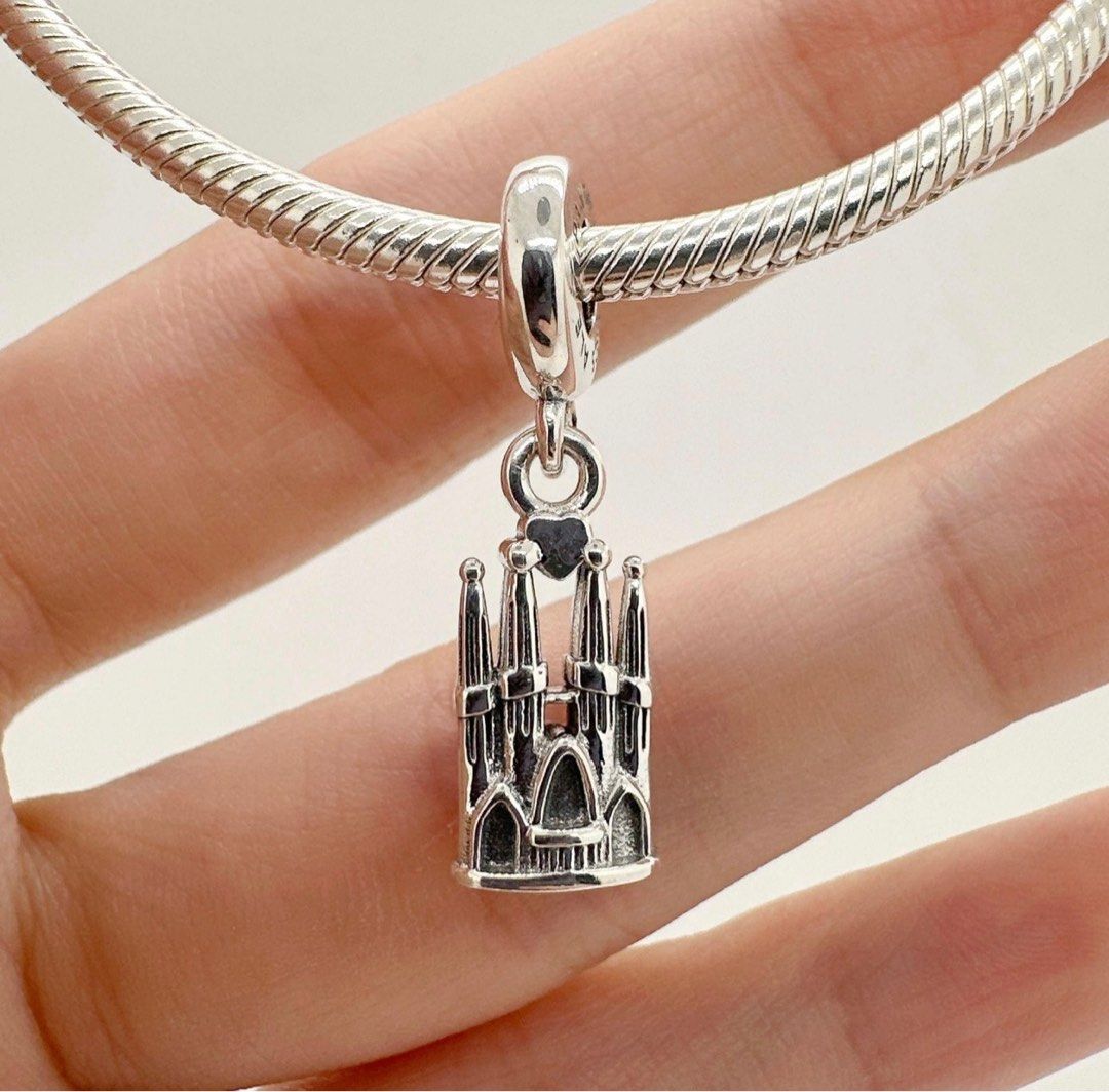 Fits Pandora bracelet Barcelona Spain La Sagrada Familia Charm Silver charm charm for bracelet