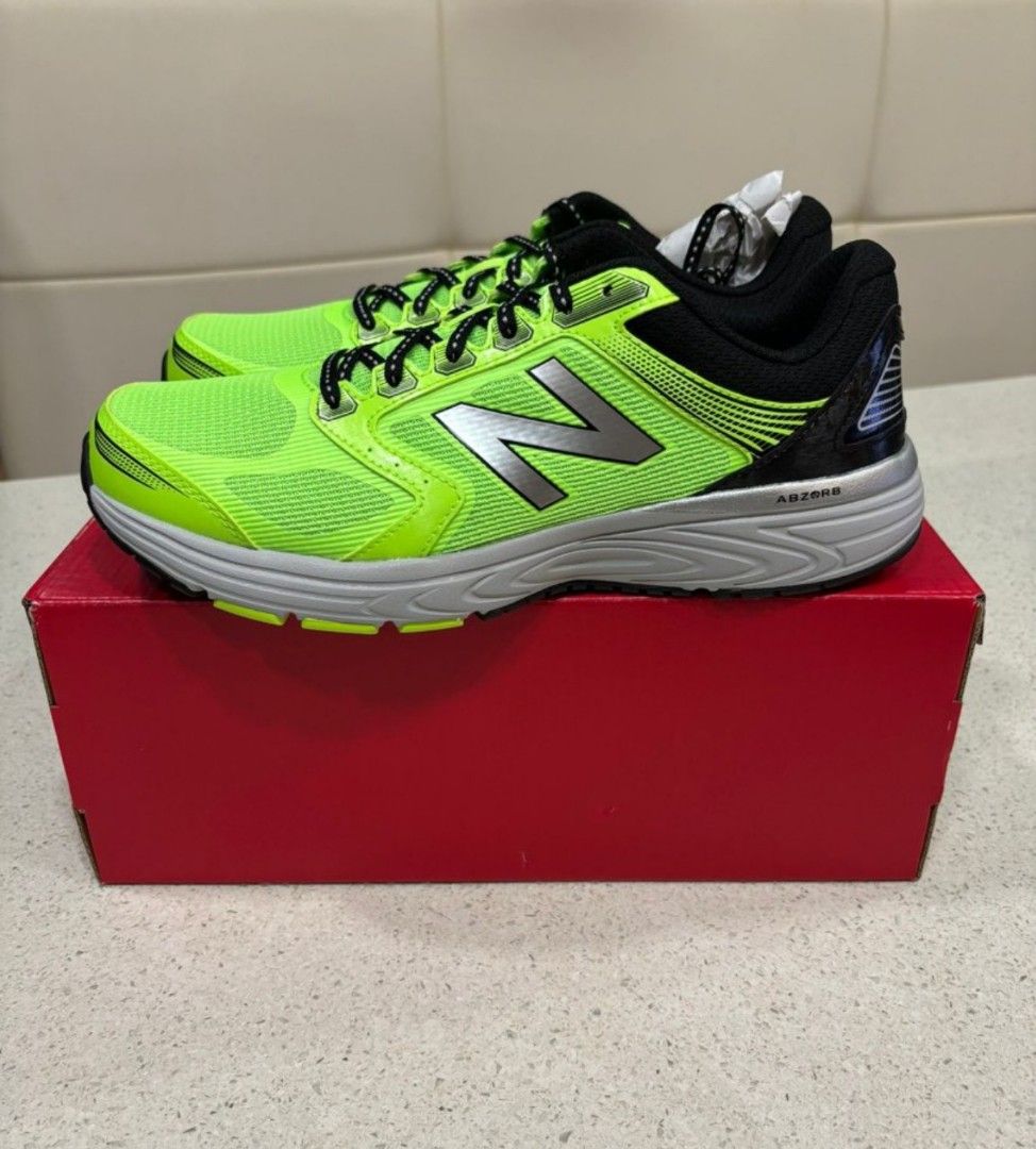 BRAND NEW New Balance 565 V7 SAF Running Shoes