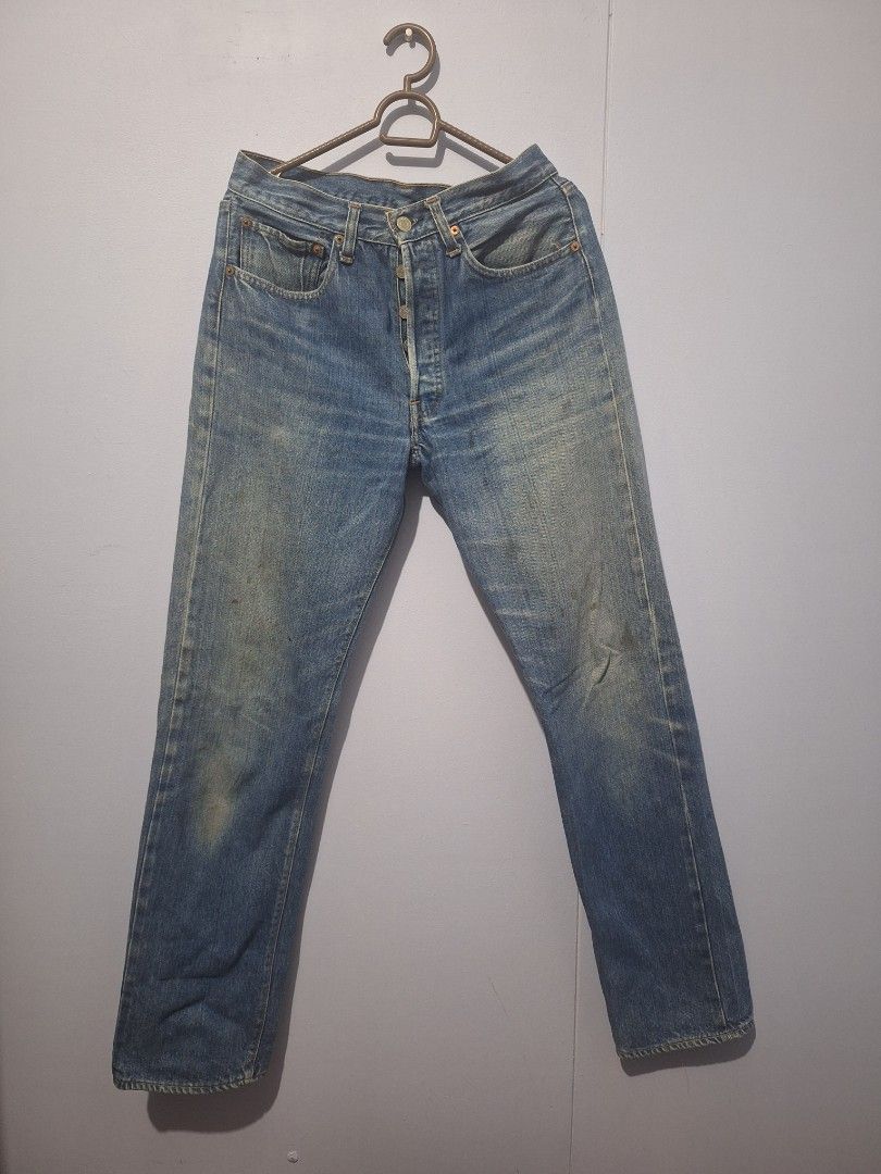 Levis 501 Women's Jeans (Category: Jeans) located in Marikina City. Submitted by ae41270 (Listing ID 1326984952, Image 3). Description: Levi's 501 Jeans (women) 🏷 size on tag: 28 🔎 condition and color rate: 8/10 Levi's Vintage 501 Jeans Size 28 (with stains) no Levis patch at the back 💰 PRICE 💰 Php 500.00 + SF RFS: does not fit Note: •Payment first before shipping (BDO/GCash/Maya) •shipping fee is shouldered by the buyer (Grab/Lalamove/J&T).