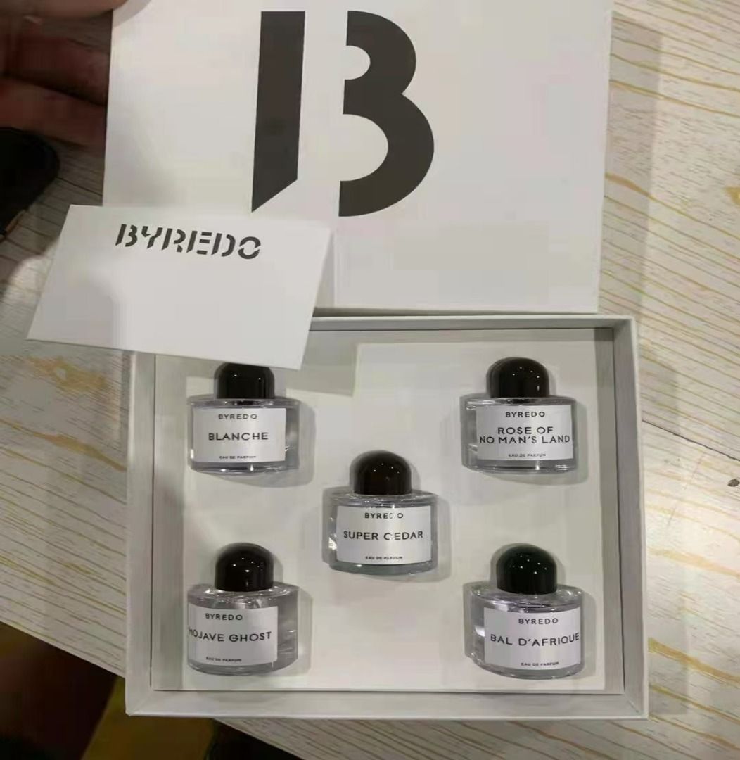 Byredo La Selection Eau de Parfum Unisex 5 x 10ml (Category: Fragrance & Deodorants) located in San Pedro. Submitted by europebrandedperfumesph (Listing ID 1336735461, Image 1). Description: Original Price: 180$ Byredo Blanche Eau de parfum Unisex 10ml x 1 Byredo Bal D'Afrique Eau de parfum Unisex 10ml x 1 Byredo Mojave Ghost Eau de parfum Unisex 10ml x 1 Byredo Rose of No Man's Land Eau de parfum Unisex 10ml x 1 Byredo Super Cedar Eau de parfum 