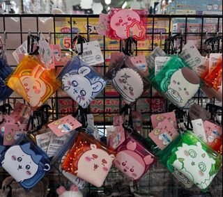 （分類：）位於 。 由 melodynimi 提交（商品編號 1336862599，圖片 1）。簡介： 。
