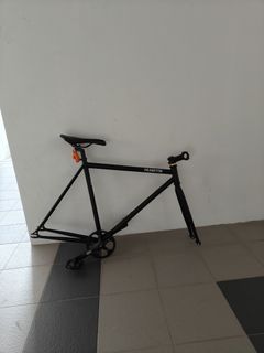 (Category: ) located in . Submitted by horizonbikesandcomponents (Listing ID 1336740068, Image 1). Description: .