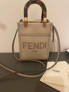 （分類：）位於 。 由 eemmrraa 提交（商品編號 1336851476，圖片 1）。簡介： 。