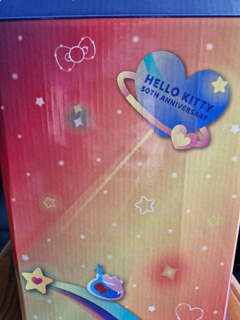 Hello Kitty (Category: Plushies & Soft Toys) located in Singapore. Submitted by bfqz03 (Listing ID 1336712468, Image 2). Description: brand new!.
