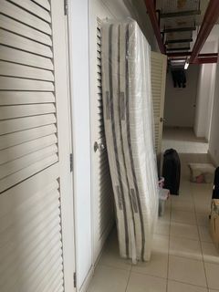 (Category: ) located in . Submitted by suburbanite (Listing ID 1336718487, Image 1). Description: .
