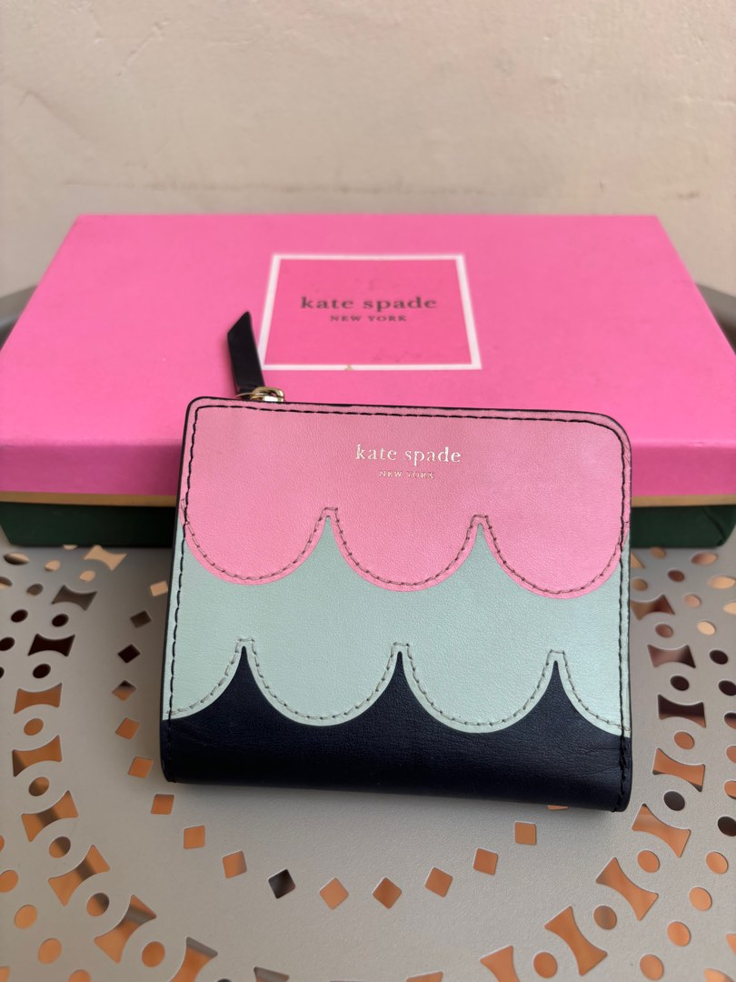 Kate Spade Scallop Wallet in Pink and Green