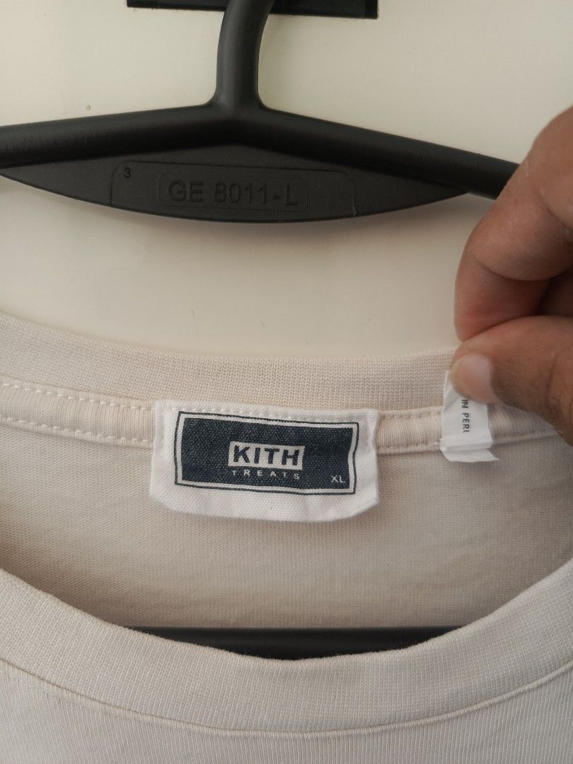 Kith treats doughnut tee (Category: Activewear) located in Irosin. Submitted by whanchore55263 (Listing ID 1336557352, Image 1). Description: heavy cotton.