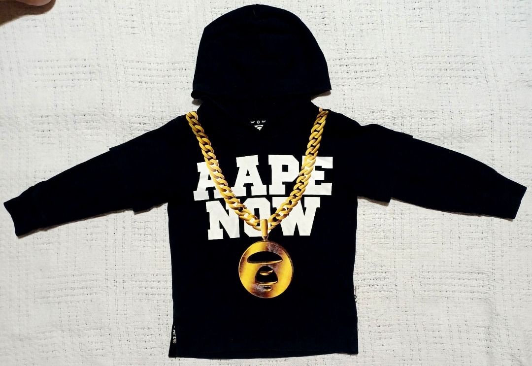 Legit Aape size:110 5 years old excellent cond. solid print 700.00 (Category: Babies & Kids Fashion) located in Pasig City. Submitted by Magdythrift23 (Listing ID 1336845517, Image 1). Description: Legit Aape size:110 5 years old excellent cond. solid print 700.00.