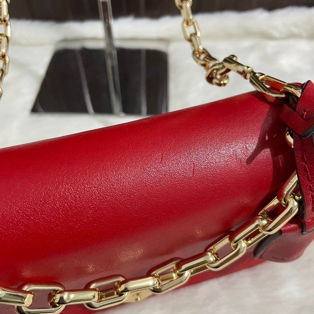MK Mini Cece (Category: Luxury Bags & Wallets) located in General Trias. Submitted by shnqlbio (Listing ID 1336808274, Image 3). Description: Minor signs of use only still looks new pa Selling LOW ‼️.