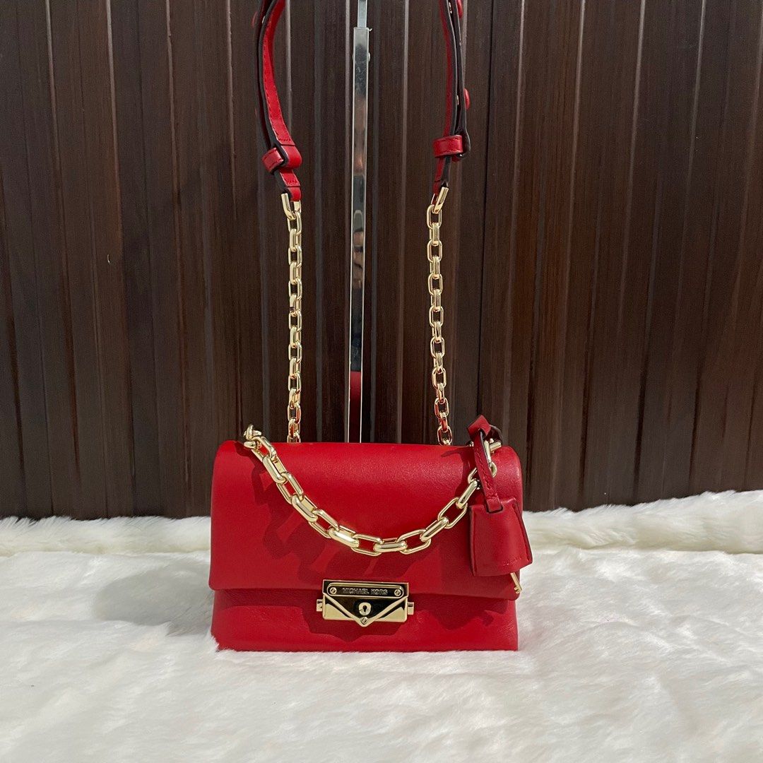 MK Mini Cece (Category: Luxury Bags & Wallets) located in General Trias. Submitted by shnqlbio (Listing ID 1336808274, Image 1). Description: Minor signs of use only still looks new pa Selling LOW ‼️.