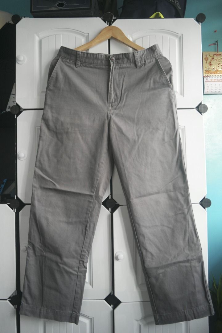 Nautica relax fit pants (Category: Trousers) located in Dagupan City. Submitted by jmszn (Listing ID 1336754580, Image 1). Description: Nautica relax fit pants Waist: 30 in. Length: 39 in. Leg opening: 8.5 in. Model height: 5'7" Model weight: 60 kg.