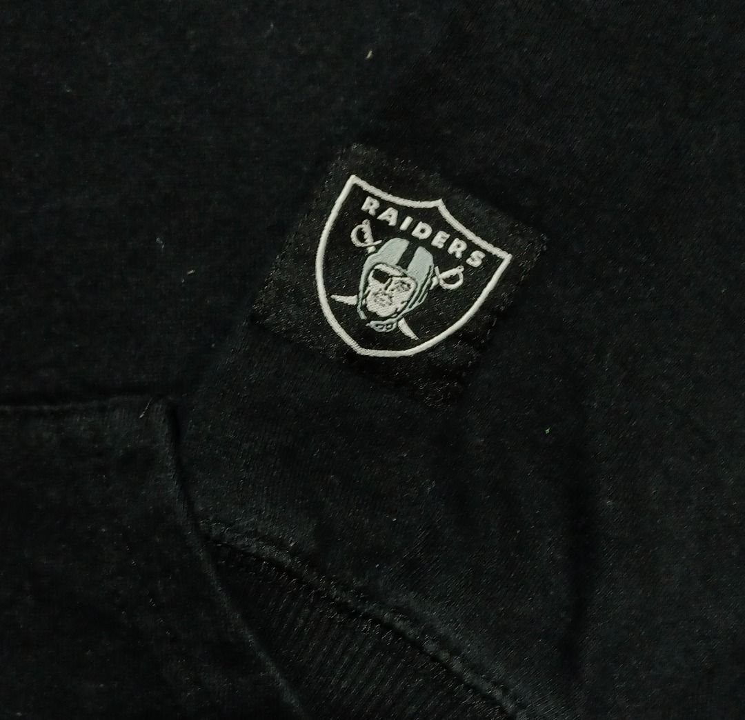 NFL size: 160 13-14 years old solid print 700.00 (Category: Coats, Jackets and Outerwear) located in Pasig City. Submitted by Magdythrift23 (Listing ID 1336838682, Image 3). Description: NFL size: 160 13-14 years old excellent cond.solid print 700.00.