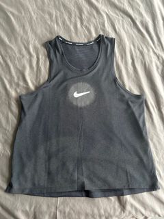 Nike exercise your demons tank store