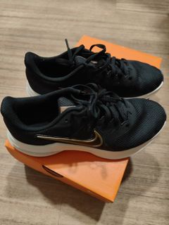 (Category: ) located in . Submitted by Davina (Listing ID 1336823881, Image 1). Description: .