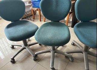Office Chair with wheels