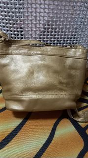 (Category: ) located in . Submitted by izqiss (Listing ID 1336701627, Image 1). Description: .