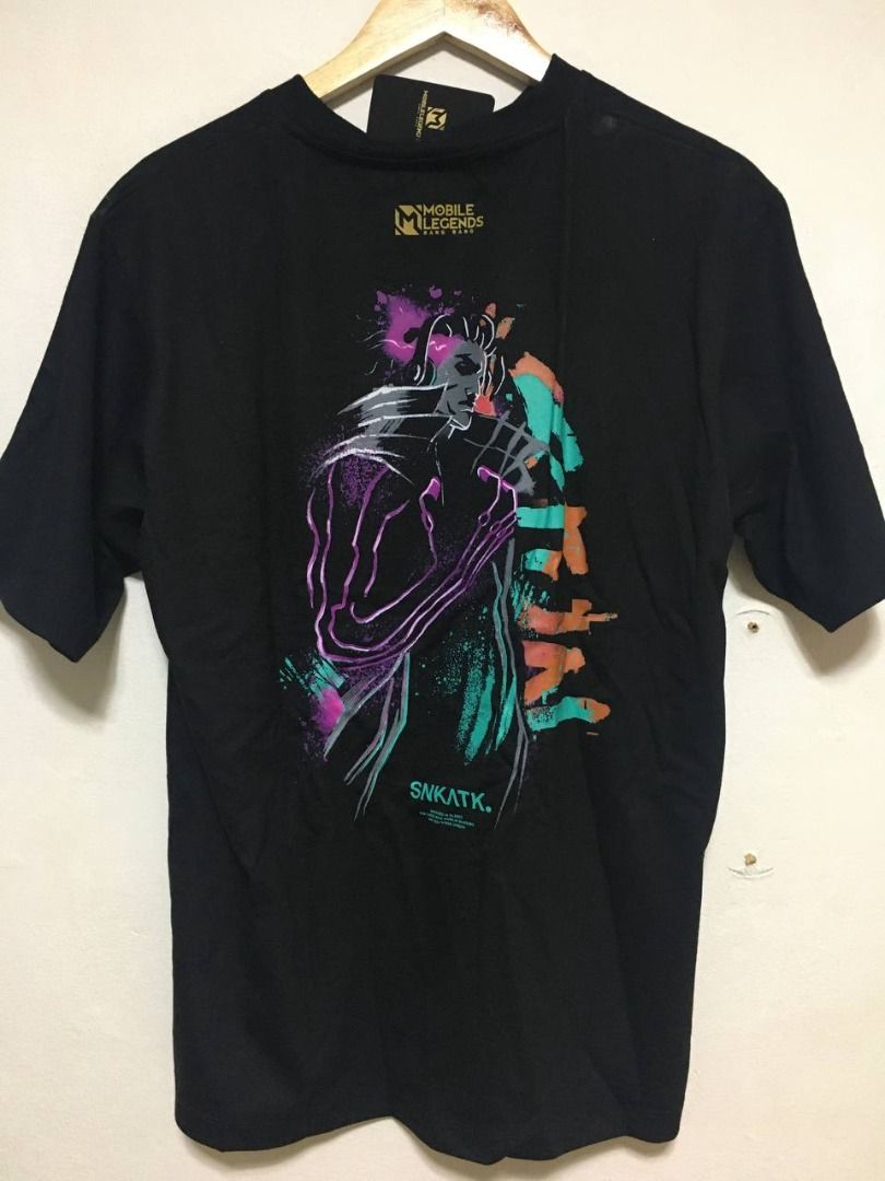 SNK ATK 515 T SHIRT (Category: Coats, Jackets and Outerwear) located in Taguig. Submitted by redsarchives (Listing ID 1336738886, Image 3). Description: Hello! I'm selling this ML merchandise po designed by SNK ATK. It's just sitting here and haven't been used yet po. 📌 Reason for selling (RFS): Need funds .