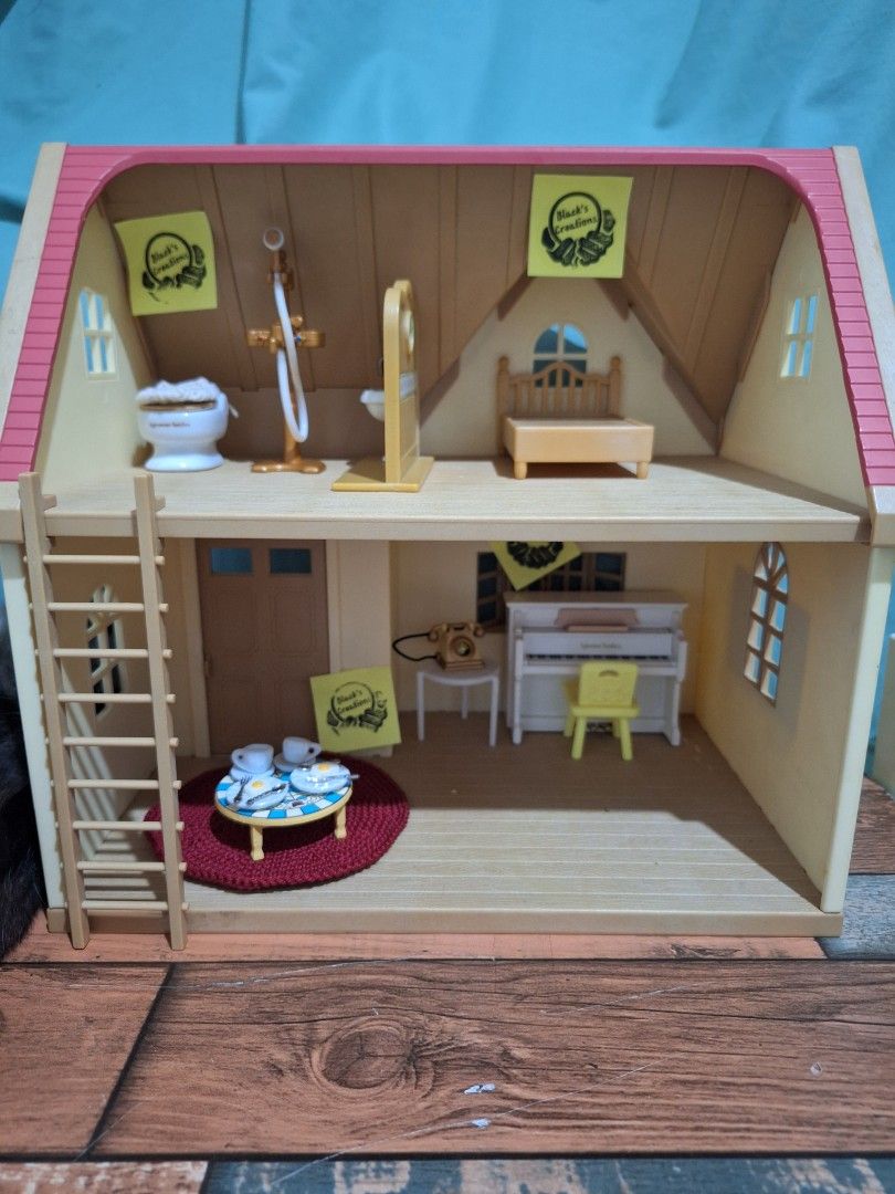Sylvanian Family Vintage house 💥SALE rep-riced💥semi-furnished (Category: Vintage Collectibles) located in Cavite. Submitted by Mavee (Listing ID 1336834994, Image 1). Description: Vintage Sylvanian families house, semi furnished with mix Sf & Non Sf furnitures, but mostly SF'.